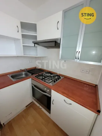 Pronájem bytu 1+1, Ostrava, Zeyerova, 31 m2