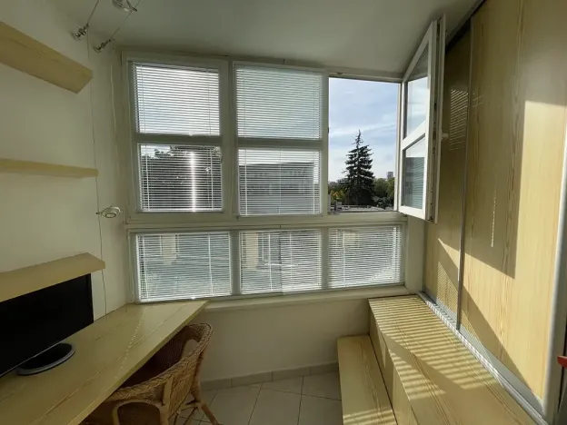 Prodej bytu 1+1, Praha, U plynárny, 37 m2