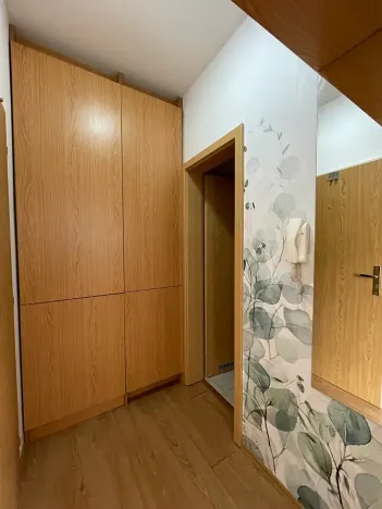 Prodej bytu 1+1, Praha, U plynárny, 37 m2