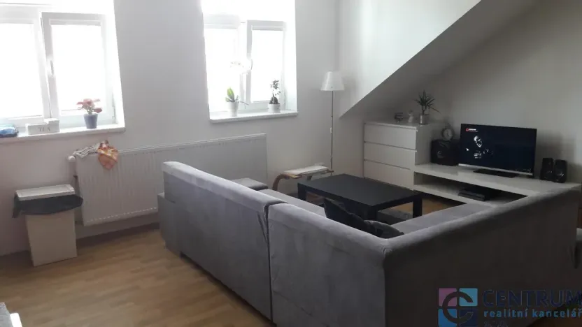 Pronájem bytu 2+kk, Jablonec nad Nisou, Podhorská, 57 m2