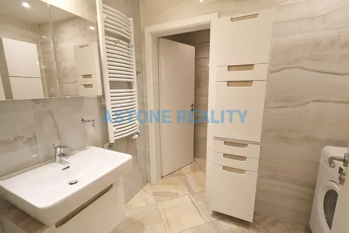 Prodej bytu 2+kk, Praha - Žižkov, Olšanská, 51 m2