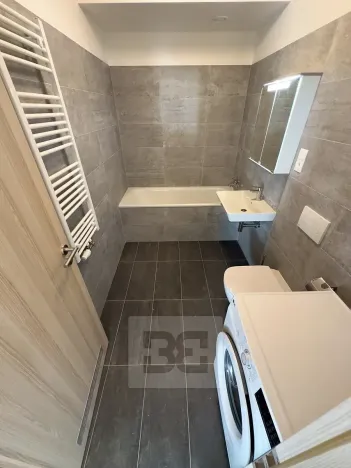 Pronájem bytu 2+kk, Praha - Kbely, Sedlářova, 52 m2