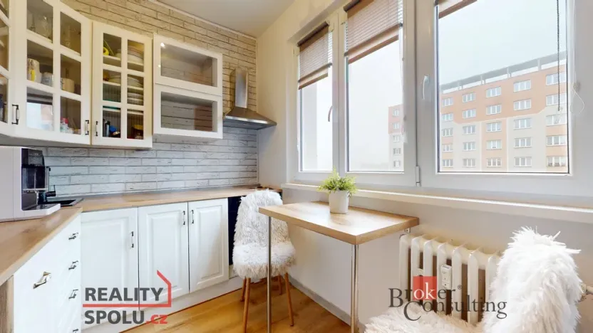 Prodej bytu 2+1, Chomutov, Vrchlického, 55 m2