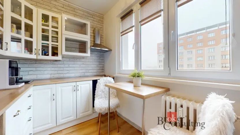 Prodej bytu 2+1, Chomutov, Vrchlického, 55 m2