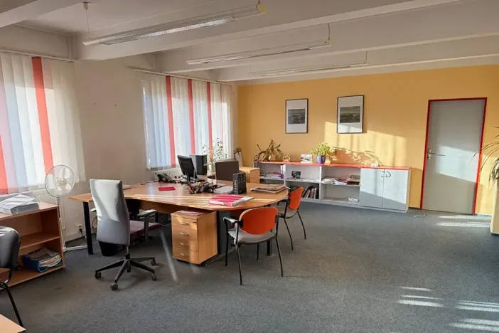 Prodej výrobních prostor, Krnov, Nádražní, 1875 m2