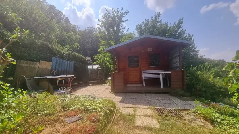 Pronájem zahrady, Brno, 438 m2