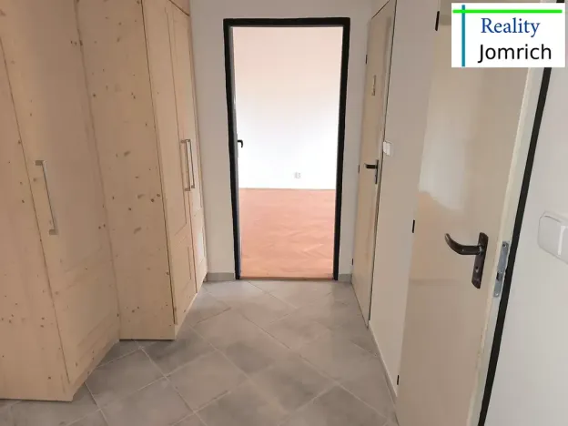 Pronájem bytu 2+1, Liberec, Školní, 45 m2