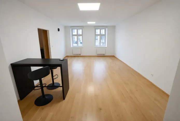 Pronájem bytu 3+1, Hlučín, Mírové náměstí, 127 m2