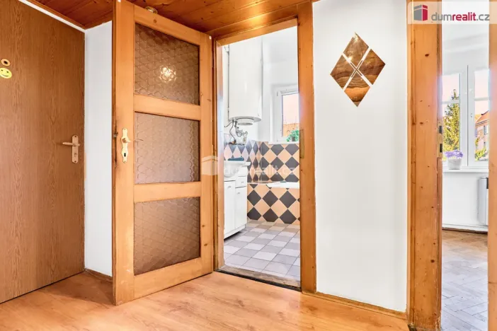 Prodej bytu 4+1, Karlovy Vary - Rybáře, Rohová, 86 m2