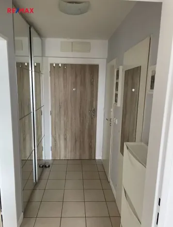 Pronájem bytu 2+kk, Hostivice, B. Němcové, 48 m2