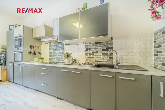 Prodej vícegeneračního domu, Cítoliby, Lounská, 300 m2