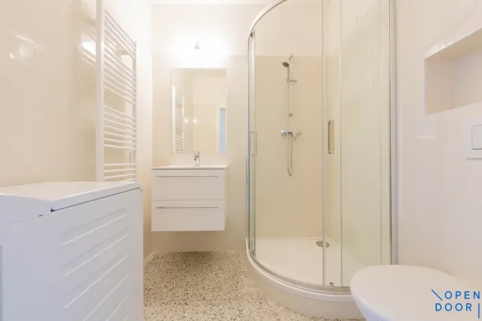 Pronájem bytu 1+1, Praha - Libeň, Kurta Konráda, 34 m2