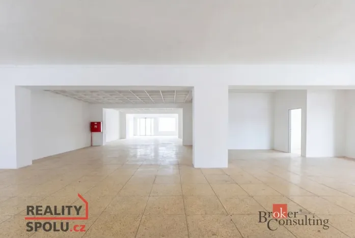 Pronájem kanceláře, Benešov, 190 m2