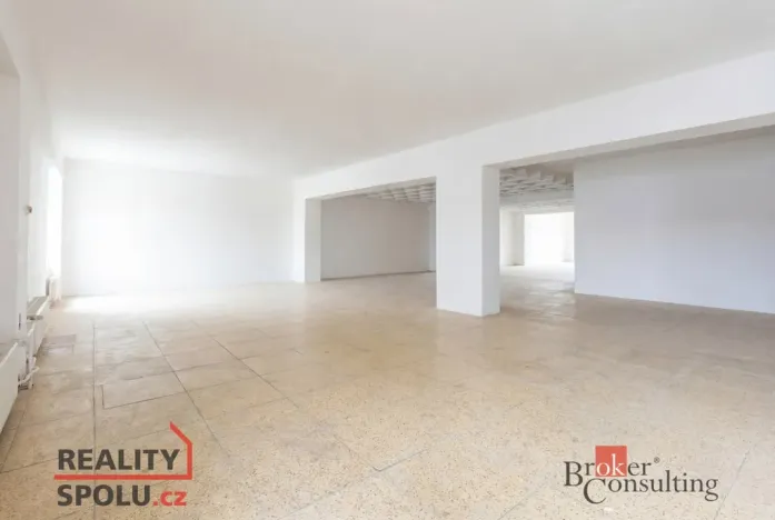 Pronájem kanceláře, Benešov, 190 m2