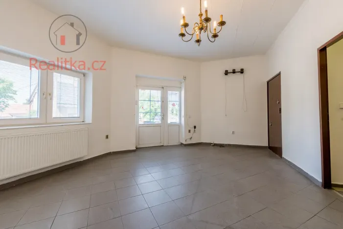 Pronájem obchodního prostoru, Kly - Krauzovna, 300 m2