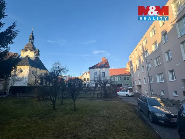 Pronájem bytu 2+1, Rumburk - Rumburk 1, Náměstí Dobrovského, 55 m2