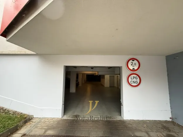 Prodej garáže, Olomouc, gen. Píky, 12 m2