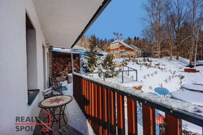 Prodej bytu 2+kk, Strážné, 54 m2