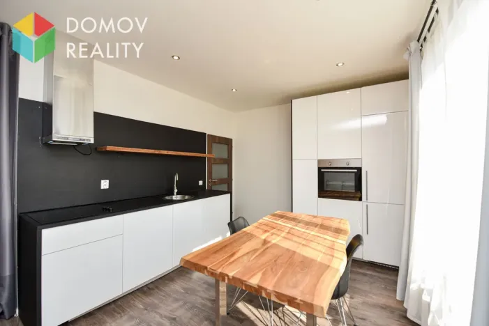 Pronájem bytu 1+kk, Beroun, V Hlinkách, 34 m2