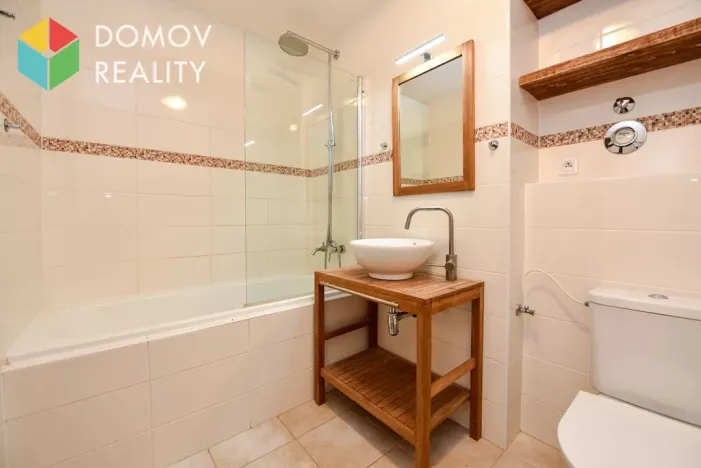 Pronájem bytu 1+kk, Beroun, V Hlinkách, 34 m2