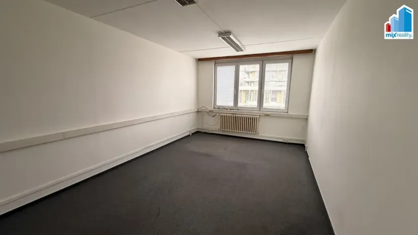 Pronájem kanceláře, Plzeň - Východní Předměstí, Modřínová, 20 m2
