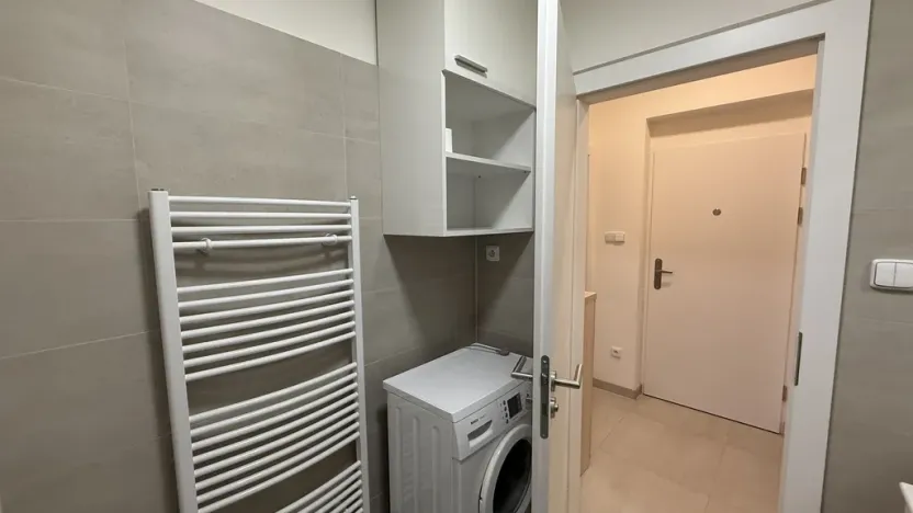 Pronájem bytu 2+kk, Zlín - Malenovice, Hřebíčkova, 34 m2