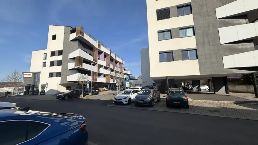 Pronájem bytu 2+kk, Zlín - Malenovice, Hřebíčkova, 34 m2