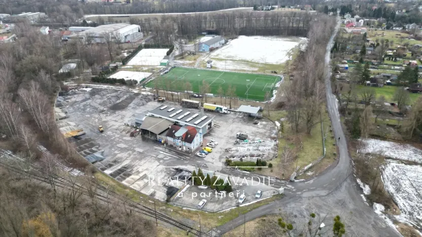 Pronájem výrobních prostor, Horní Suchá, 1023 m2