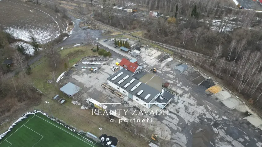 Pronájem výrobních prostor, Horní Suchá, 1023 m2