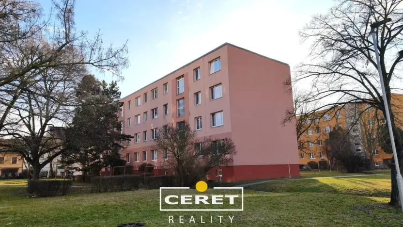 Prodej bytu 2+1, Žatec, Hájkova, 53 m2