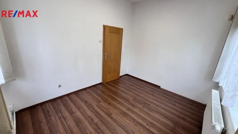 Pronájem kanceláře, Pelhřimov, Krasíkovická, 70 m2