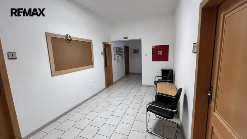 Pronájem kanceláře, Pelhřimov, Krasíkovická, 70 m2