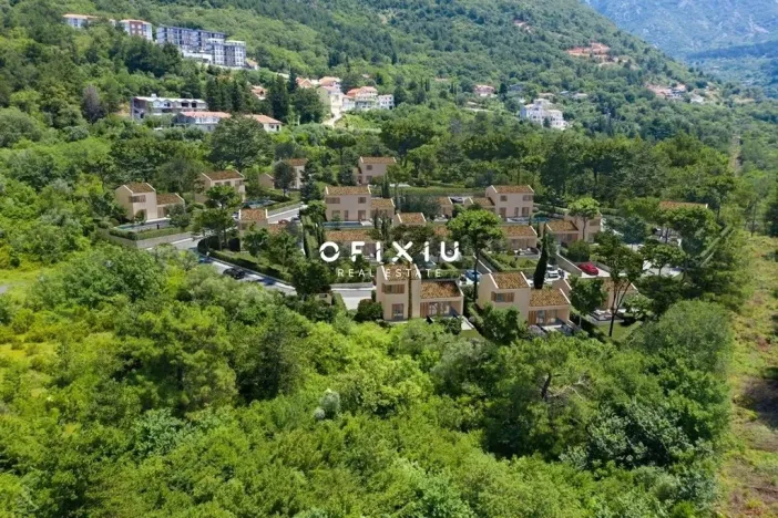 Prodej vily, Kavač, Černá Hora, 74 m2