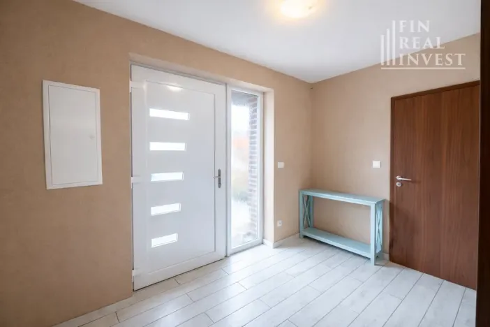 Prodej rodinného domu, Hovorany, 328 m2