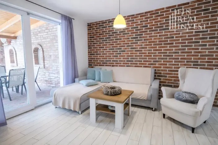 Prodej rodinného domu, Hovorany, 328 m2