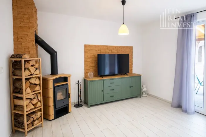 Prodej rodinného domu, Hovorany, 328 m2