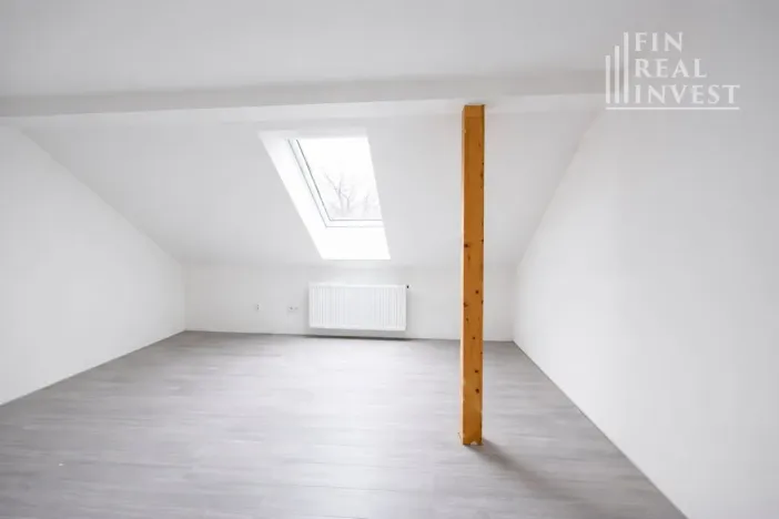 Prodej rodinného domu, Hovorany, 328 m2