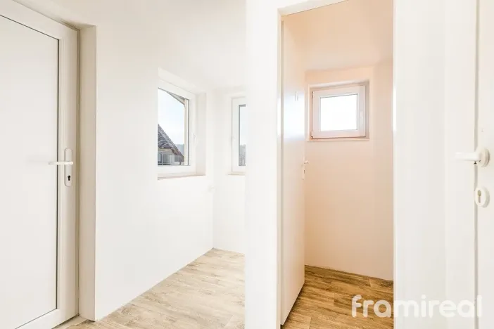 Pronájem bytu 2+1, Bílovice nad Svitavou, 65 m2