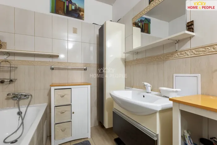 Pronájem bytu 2+1, Praha - Holešovice, Veletržní, 52 m2