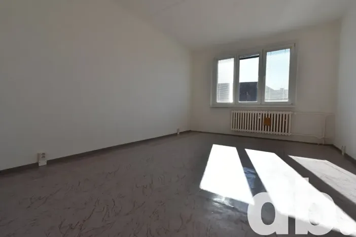 Pronájem bytu 2+1, Karlovy Vary, Závodu míru, 60 m2