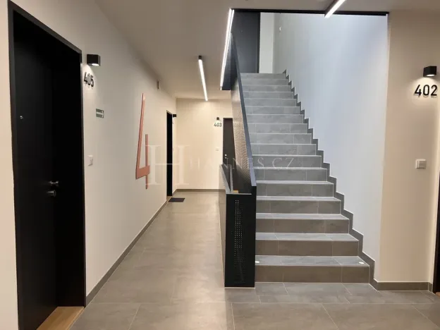 Pronájem bytu 2+kk, Praha - Karlín, U Sluncové, 65 m2