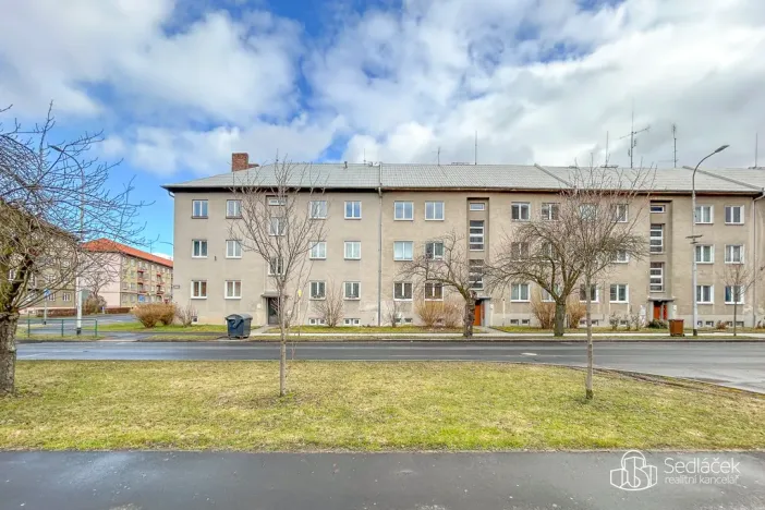 Prodej bytu 3+1, Sokolov, Jednoty, 75 m2