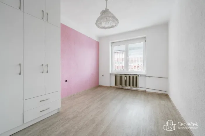 Prodej bytu 3+1, Sokolov, Jednoty, 75 m2