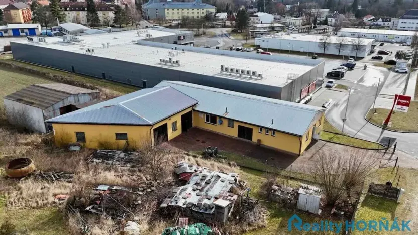 Prodej výrobních prostor, Bechyně, U Vodojemu, 496 m2