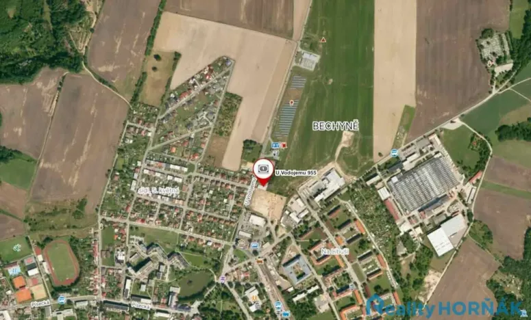 Prodej výrobních prostor, Bechyně, U Vodojemu, 496 m2