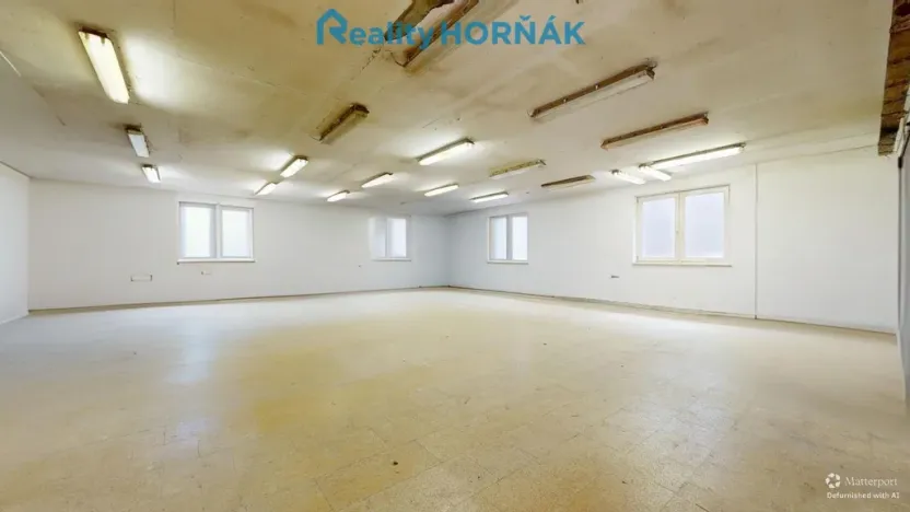 Prodej výrobních prostor, Bechyně, U Vodojemu, 496 m2