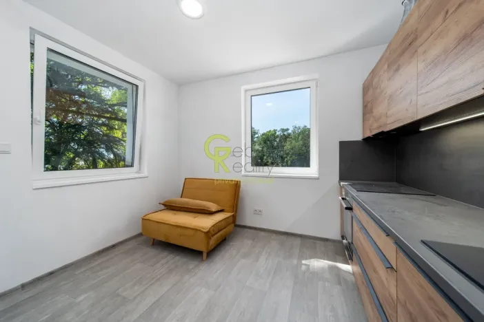 Prodej bytu 2+kk, Skorkov - Otradovice, 49 m2