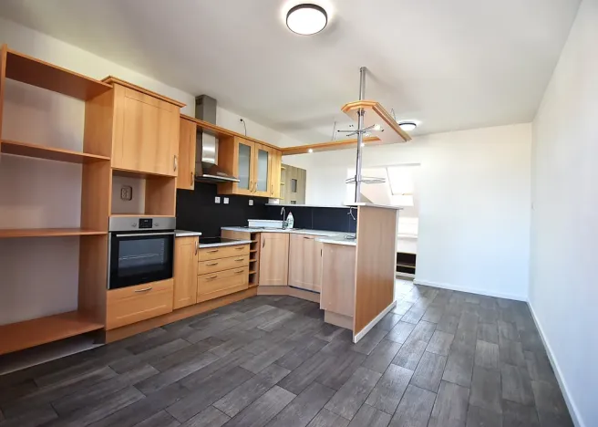 Prodej bytu 2+1, Plzeň - Lobzy, Masarykova, 88 m2