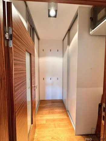 Prodej bytu 3+kk, Olomouc, Chválkovická, 83 m2