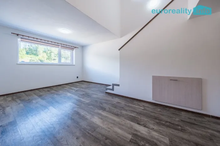 Pronájem bytu 3+kk, Bělá pod Bezdězem, Mladoboleslavská, 84 m2